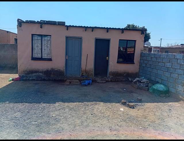 2 BEDROOM HOUSE FOR SALE IN PALM RIDGE